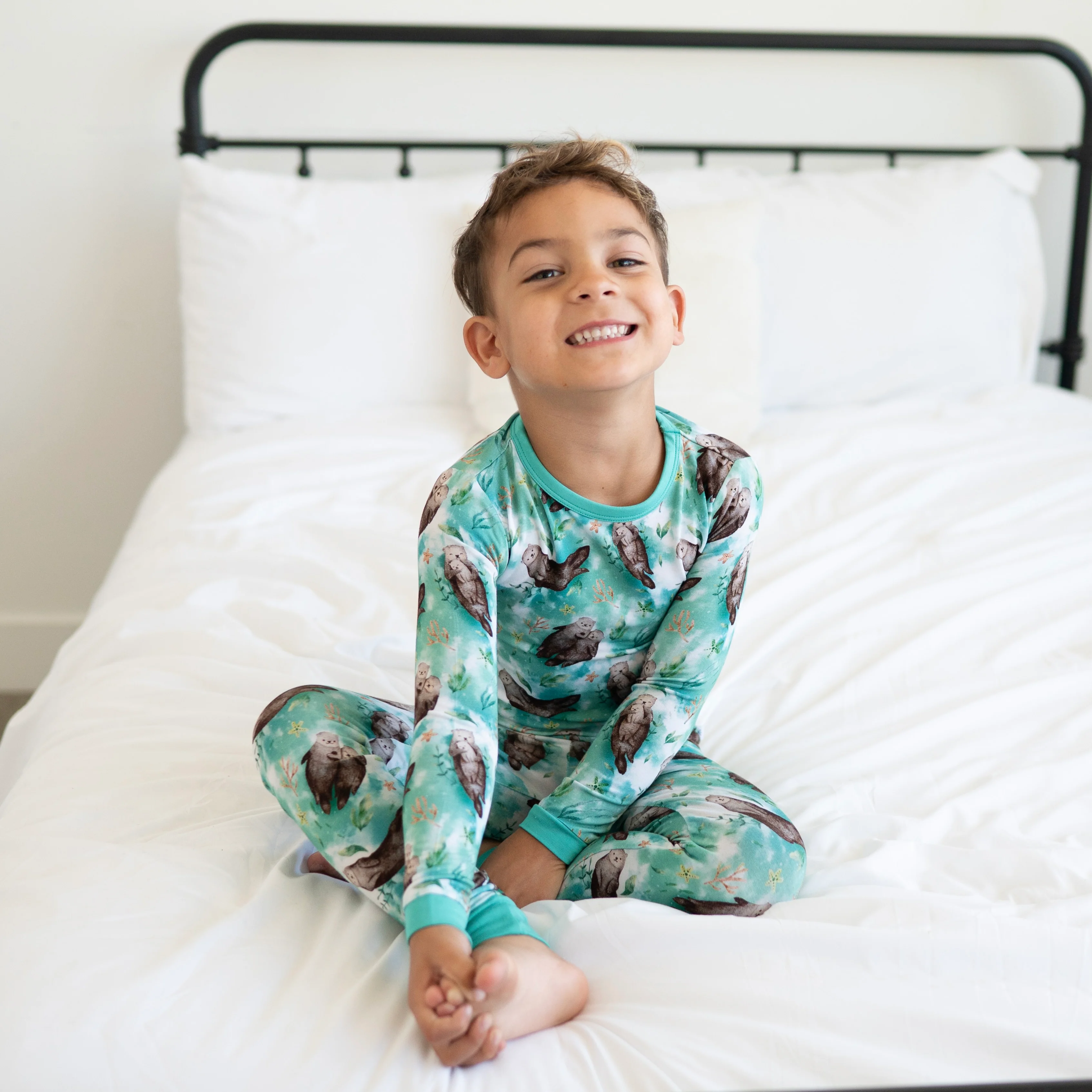 Classic PJ Set - Otters - Luxe - Image 12