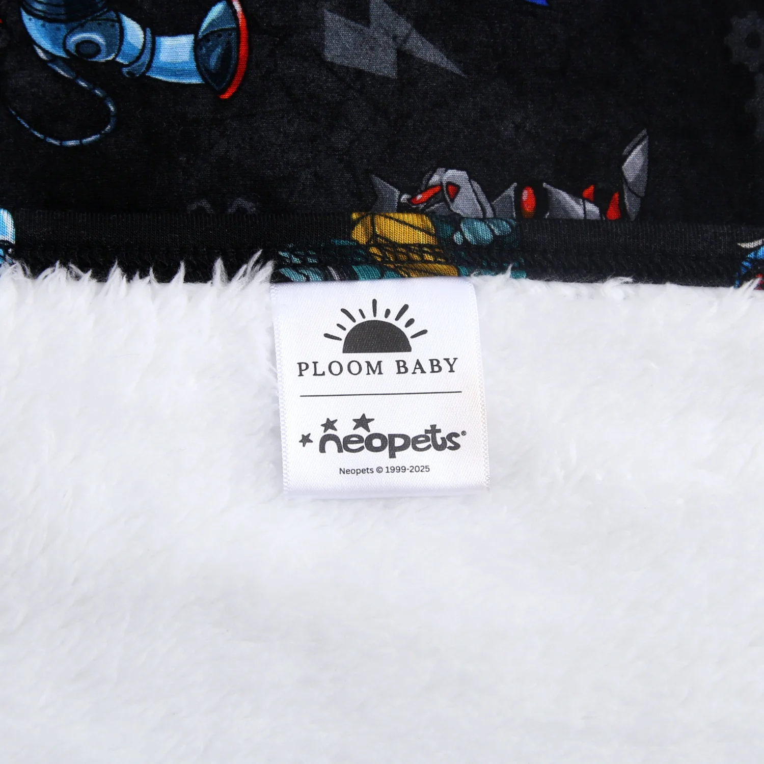 Couch Luxe Plushy Blanket - Neopets® Robot - Luxe - Image 6