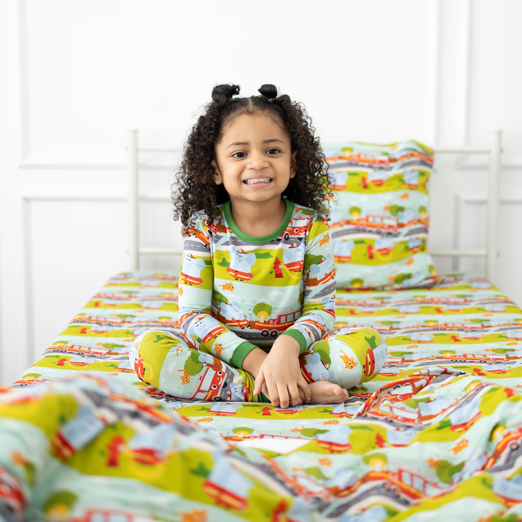 Fitted Twin Sheet & Pillow Case Set - Super Simple™ Here Comes the Firetruck - Tencel™ Modal - Image 3