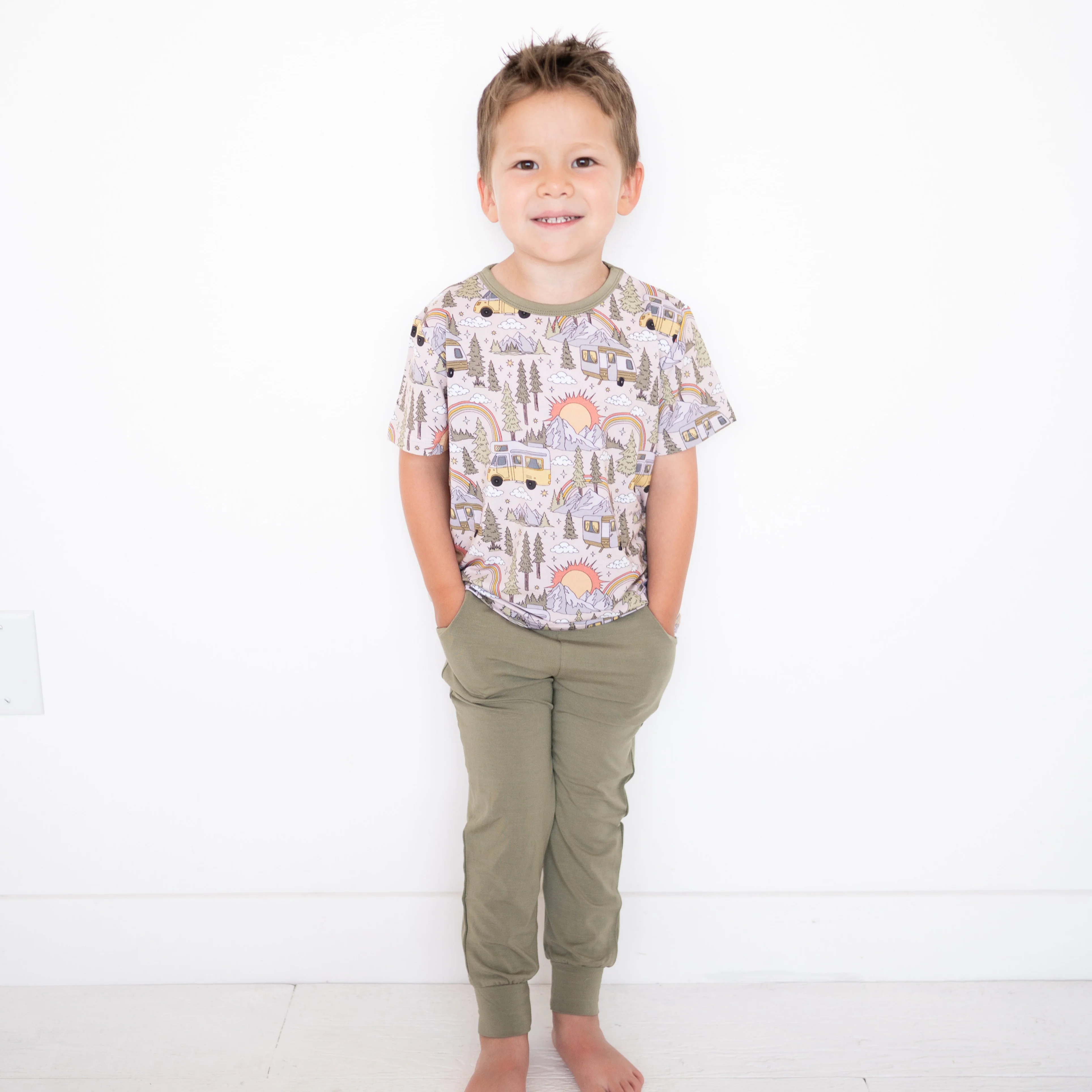 T-shirt - Vintage Camper - Luxe Bamboo - Image 5