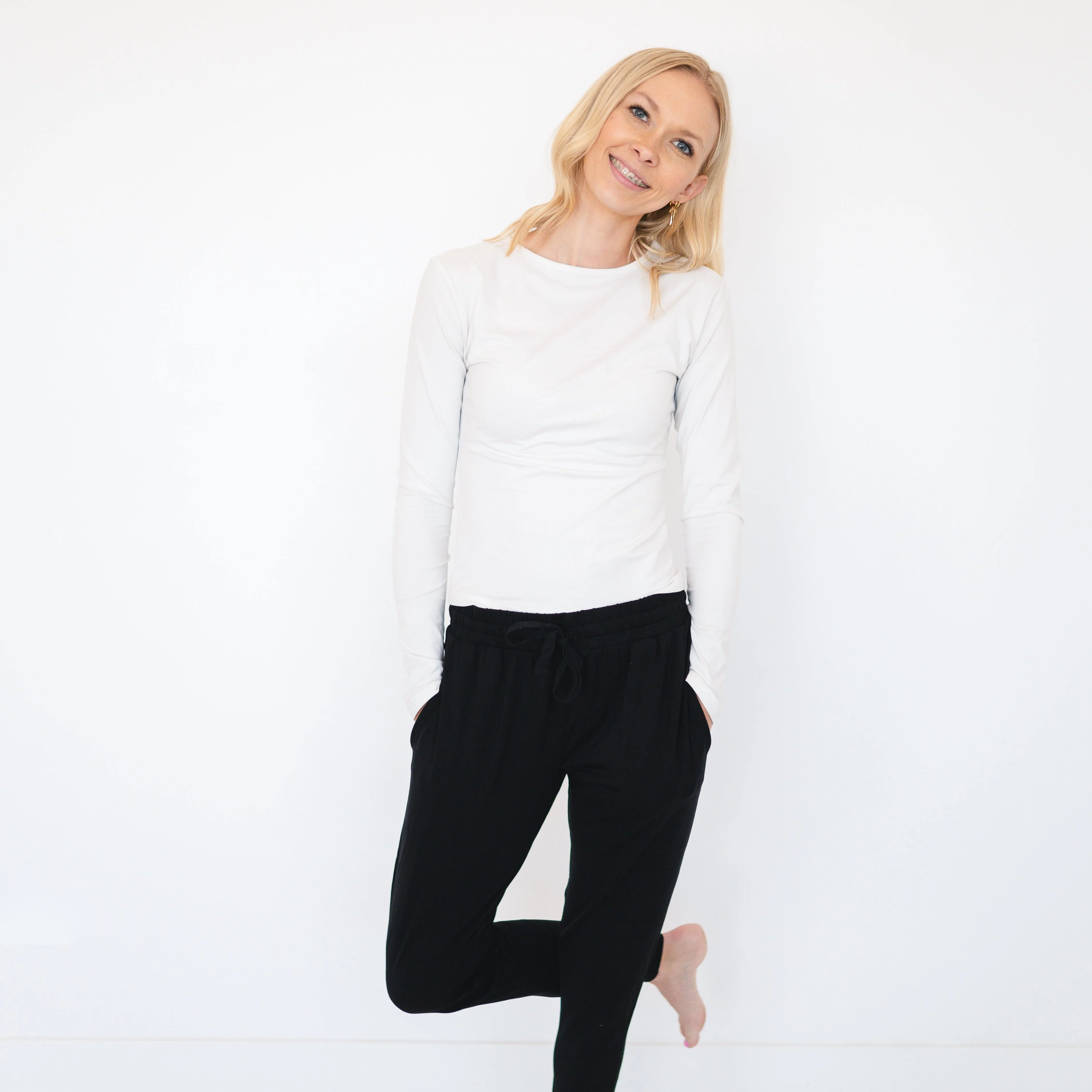 Womens Fit Jogger - Obsidian - Ploom Collective - Luxe Bamboo - Image 3